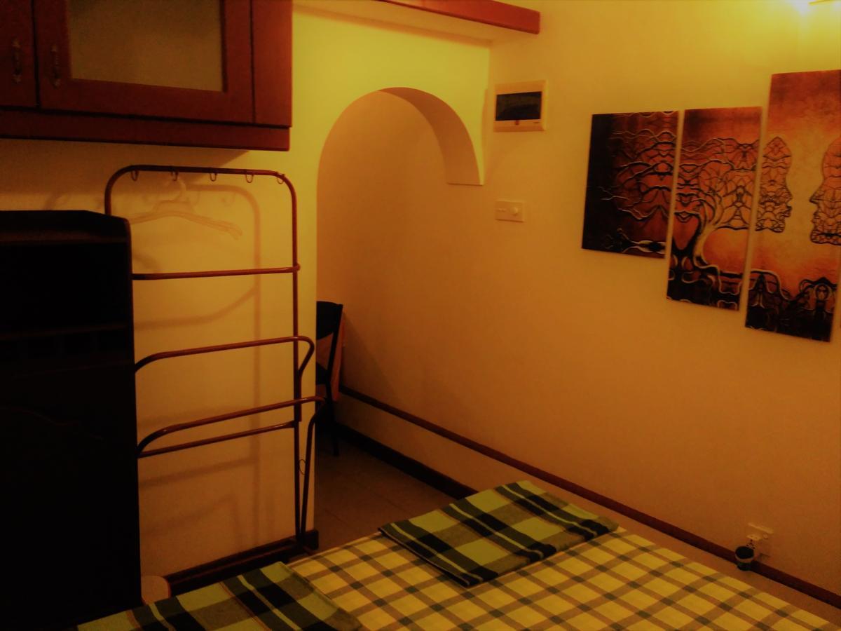 Nilas Guesthouse Hikkaduwa Eksteriør bilde